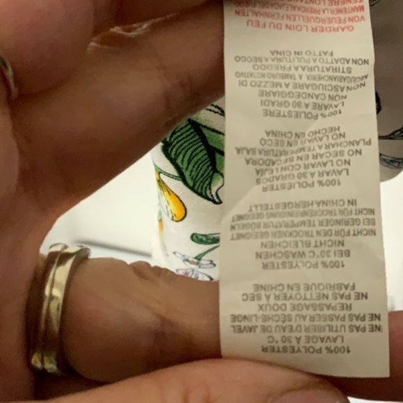 Pretty Little Thing wild flowers ruffle floral‎ mini sun dress 4 - Picture 4 of 5